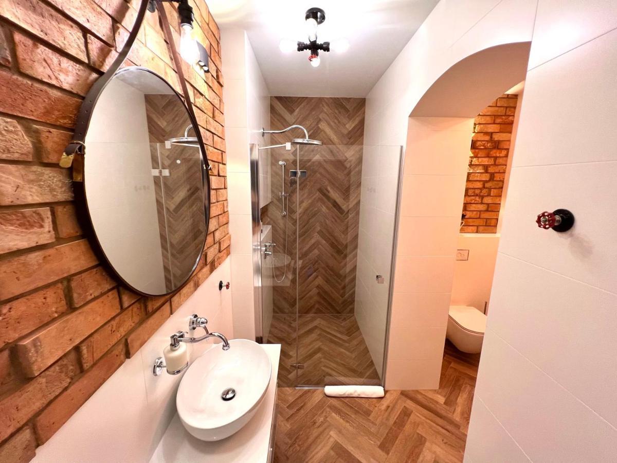 Brick Castle - Apartament Ulrich Wroclaw Ngoại thất bức ảnh